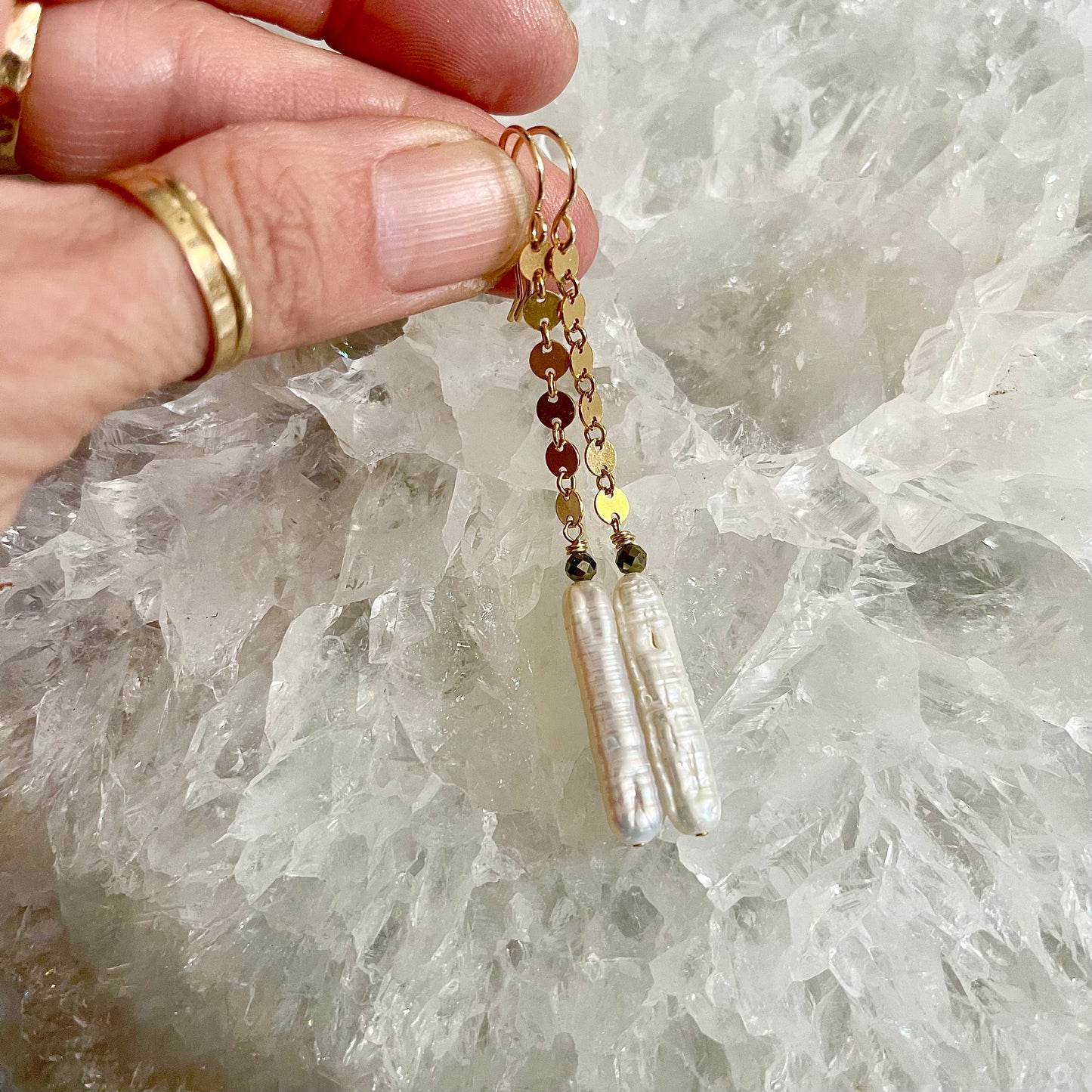 Heirloom Stick Pearl Earring