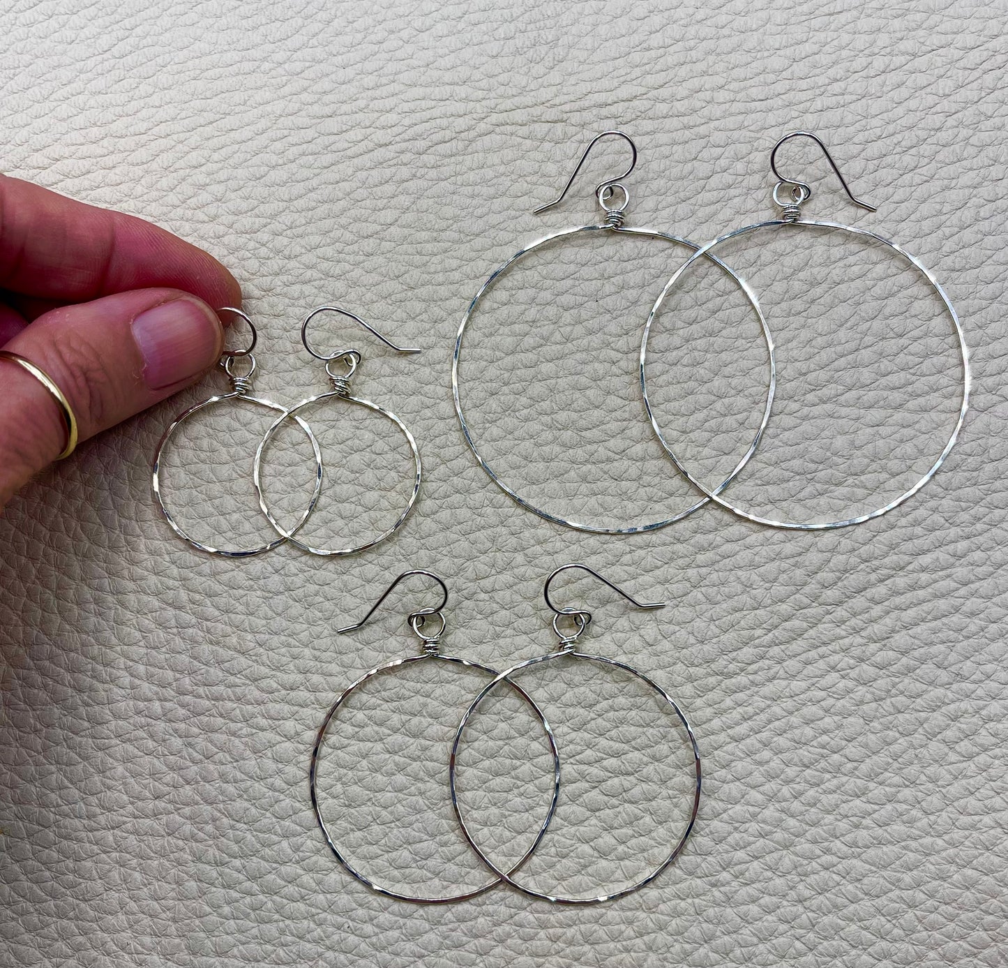 ENDLESS HOOP