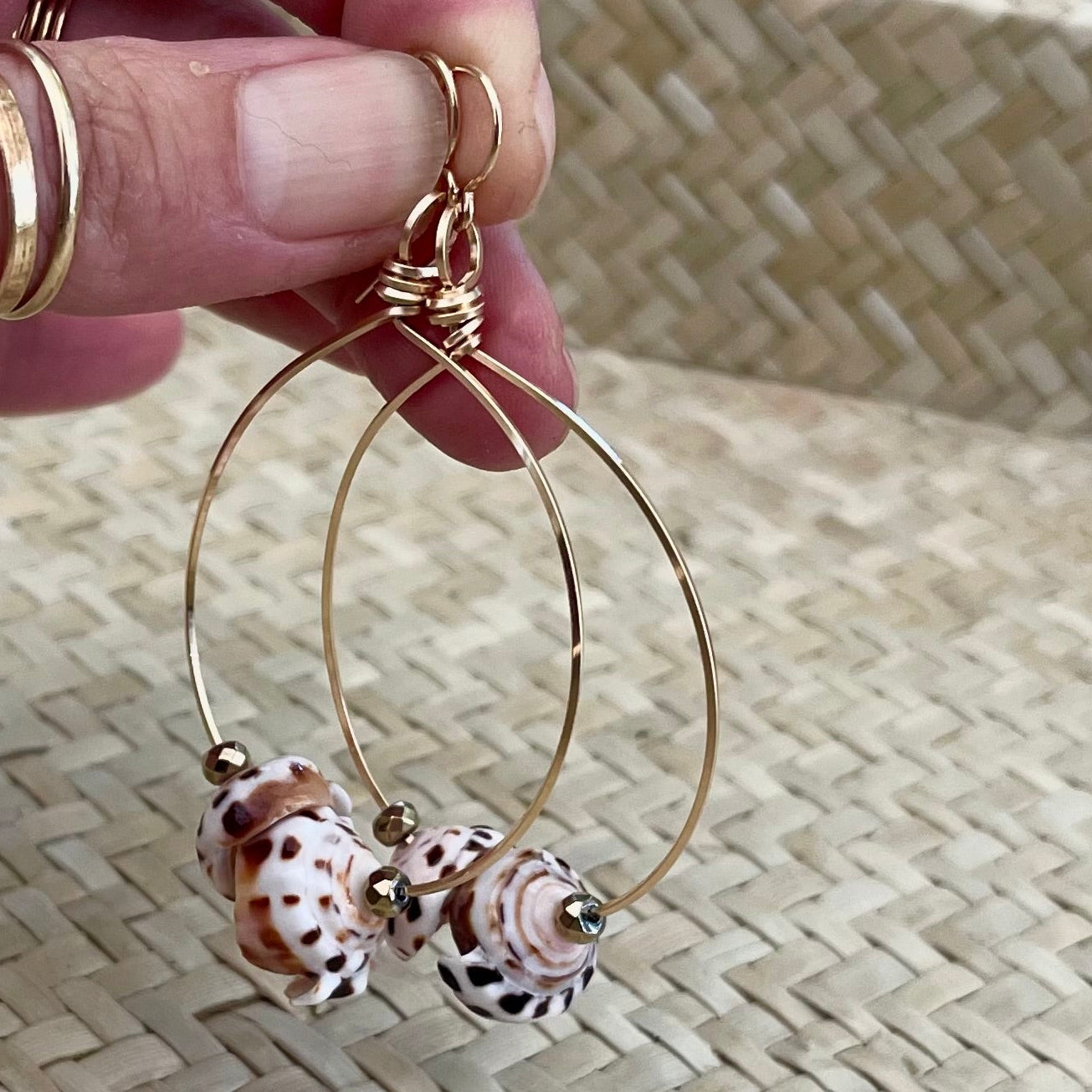 Tiger Puka Hoops