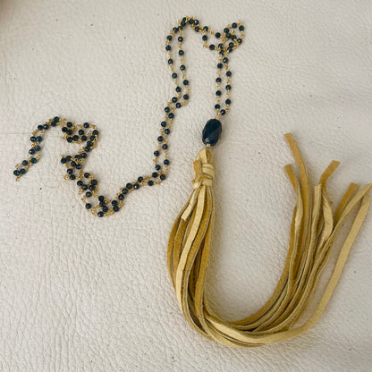 Black spinel and golden deer suede tassel