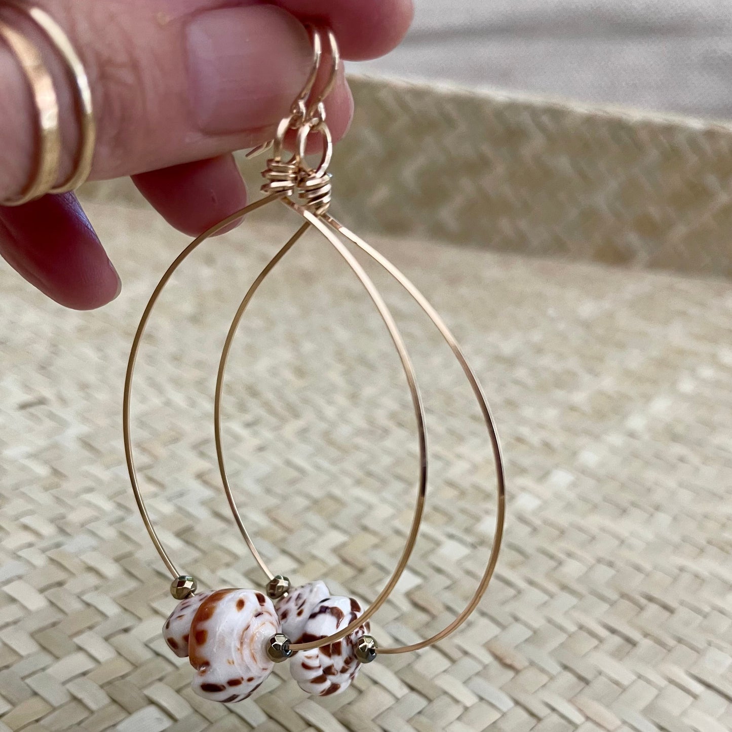Tiger Puka Hoops