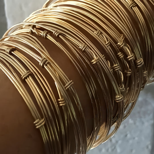 Metal infinity bracelet