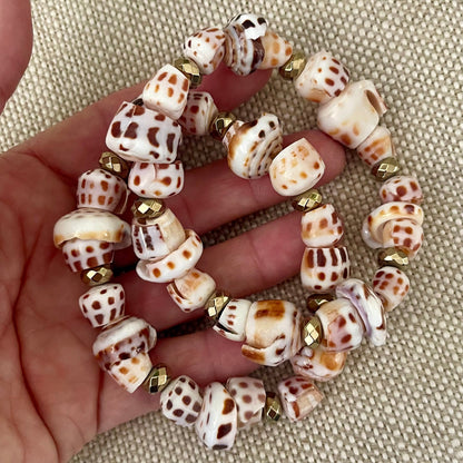 Tiger Puka & Pyrite